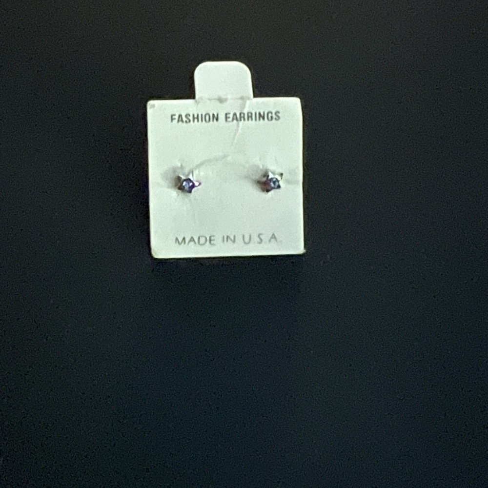 Fashion Jewelry - Small Stud Star Earrings